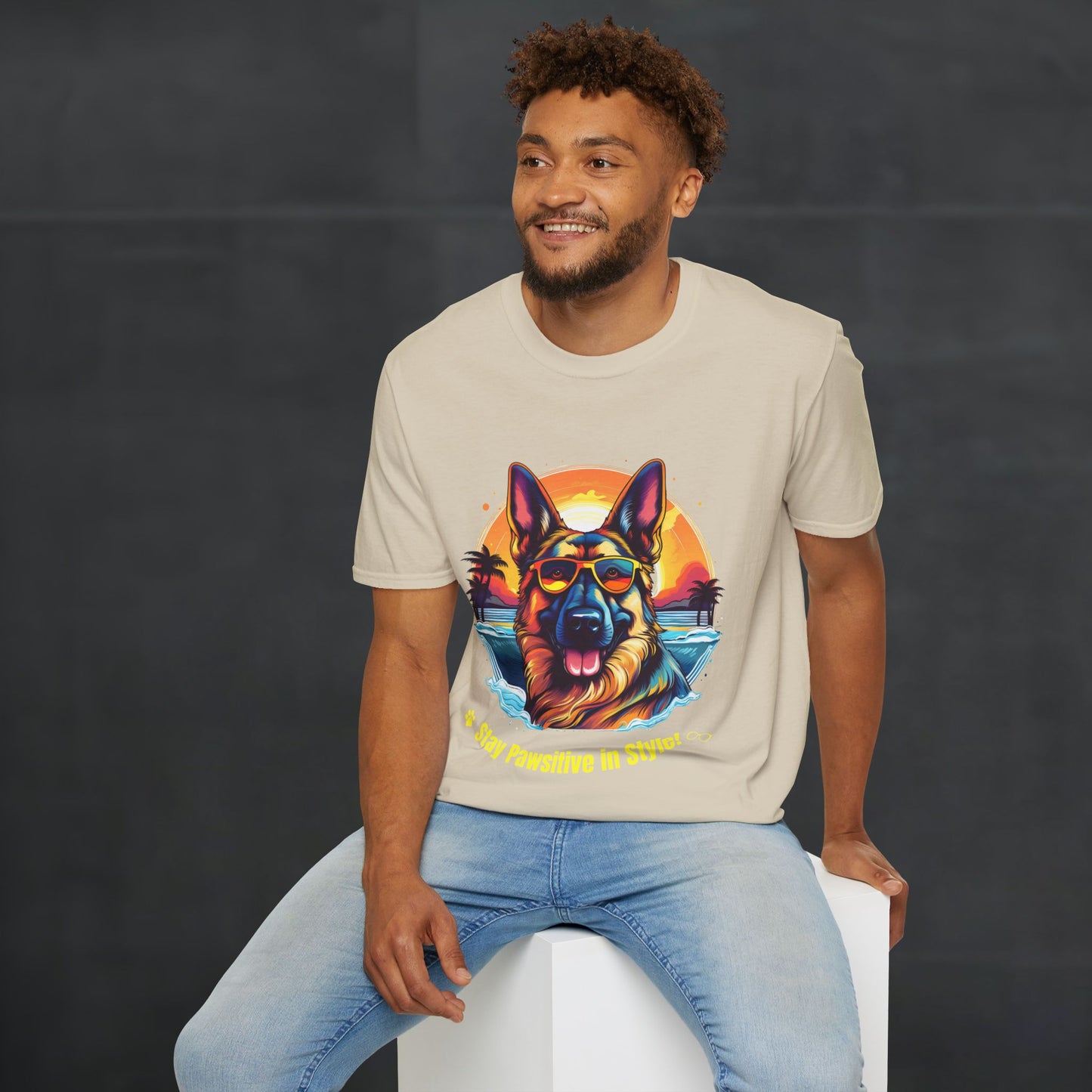 Stay Pawsitive in Style β Unisex Softstyle T-Shirt πΎπ
π